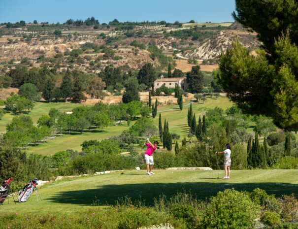 11th tee and Cypress Avenue