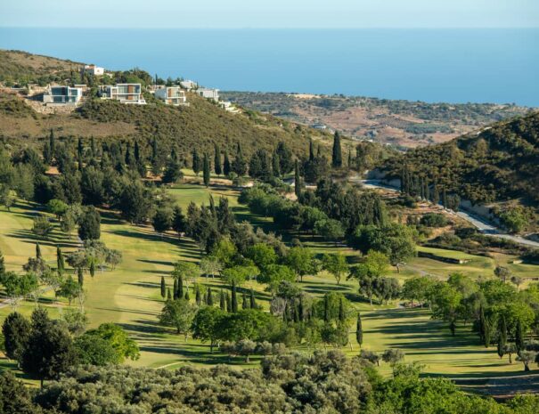 Minthis golf and sea views